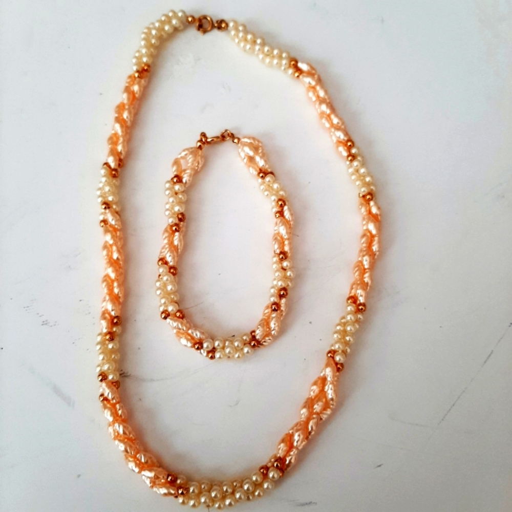 NEW Cluster Pearl Necklace and Bracelet